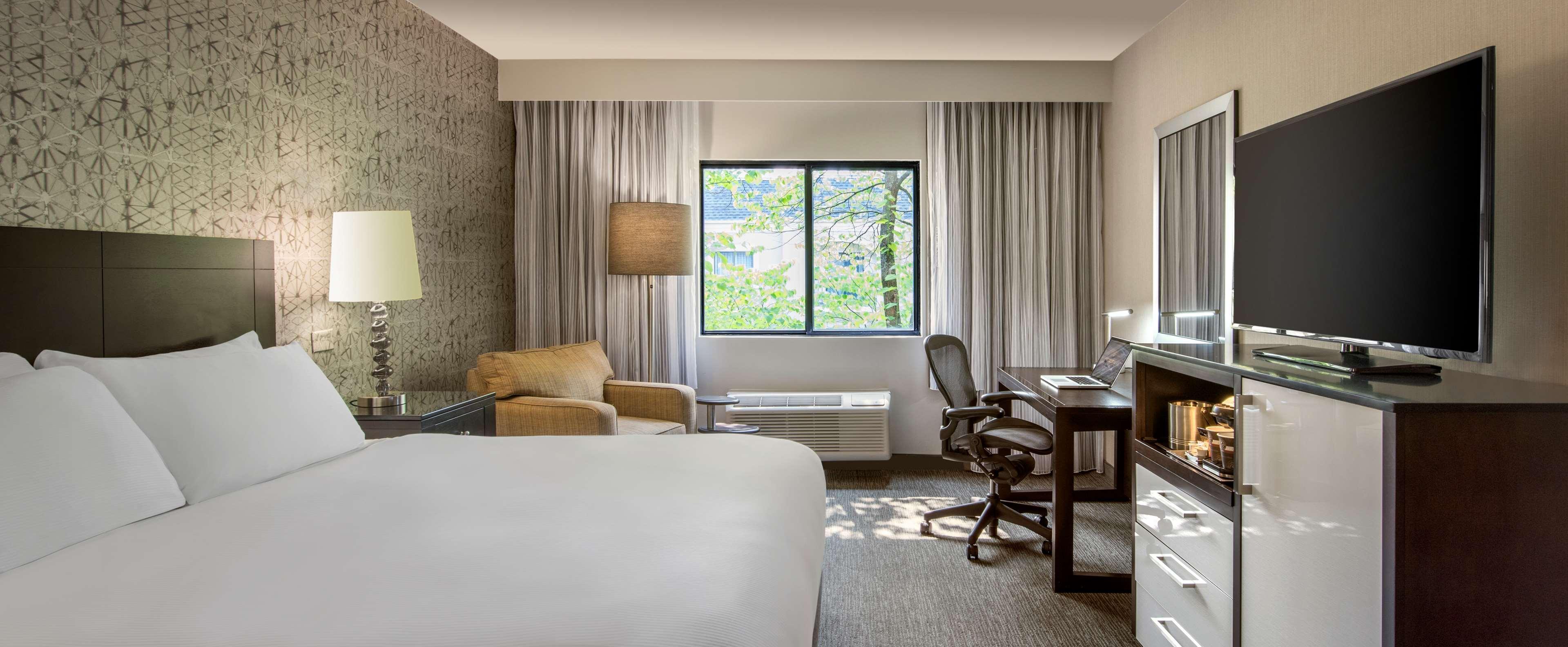 Doubletree By Hilton Hotel Chicago Wood Dale - Elk Grove Exterior photo