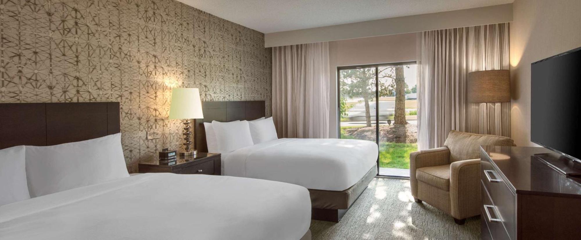 Doubletree By Hilton Hotel Chicago Wood Dale - Elk Grove Exterior photo