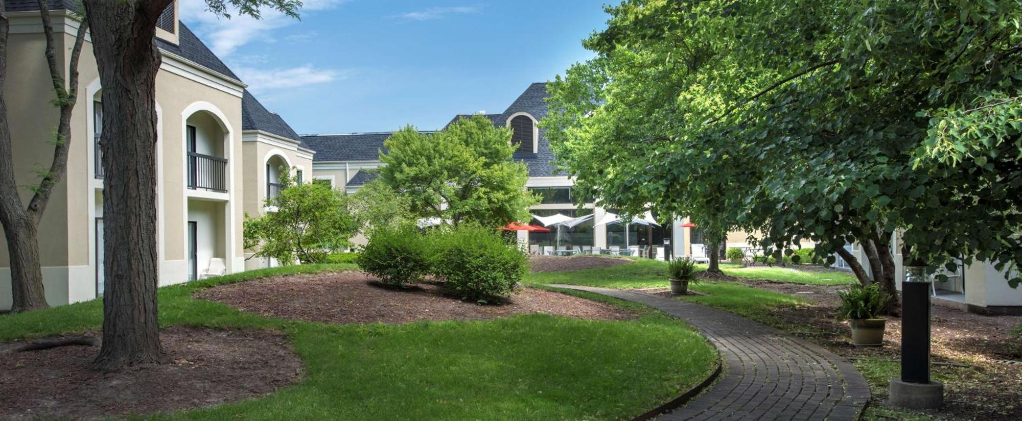 Doubletree By Hilton Hotel Chicago Wood Dale - Elk Grove Exterior photo